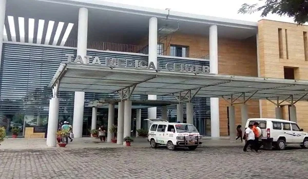 Hospitals Near Tata Carnatica